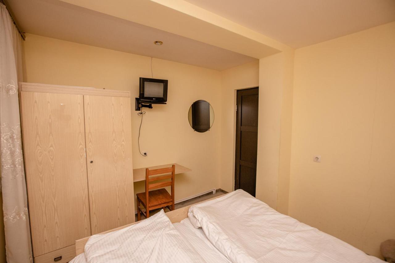 Arsego Hostel Vanadzor Eksteriør bilde