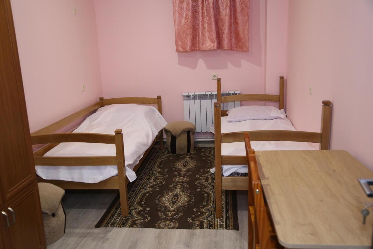 Arsego Hostel Vanadzor Eksteriør bilde