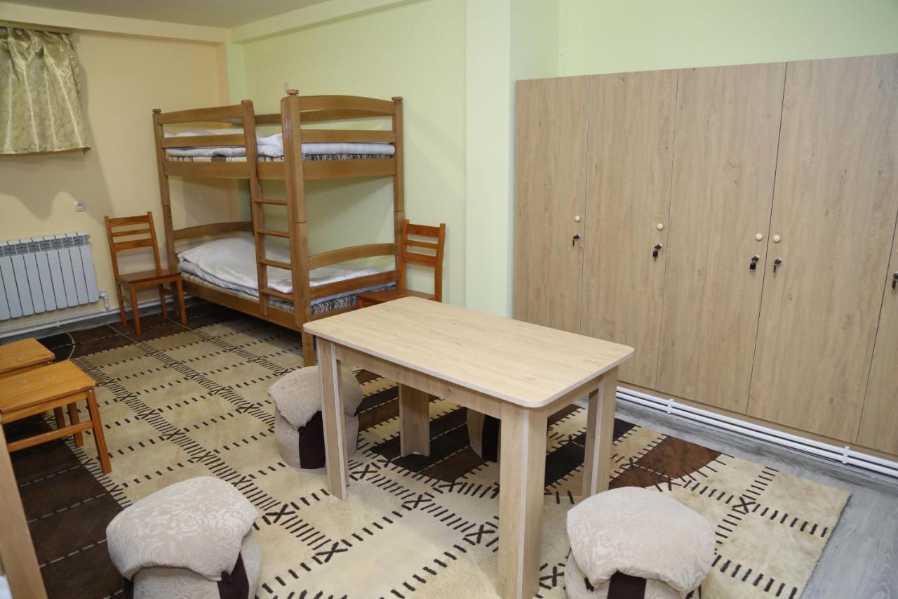 Arsego Hostel Vanadzor Eksteriør bilde