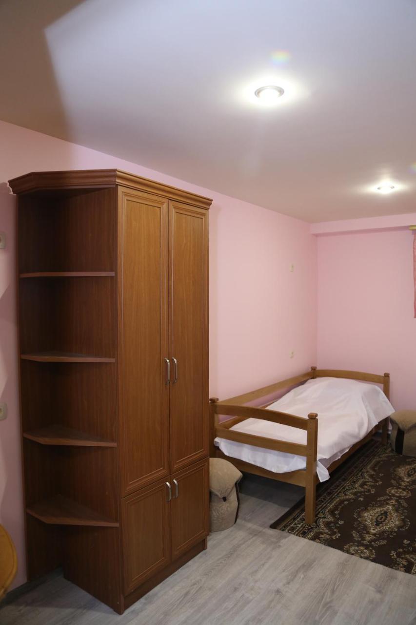 Arsego Hostel Vanadzor Eksteriør bilde