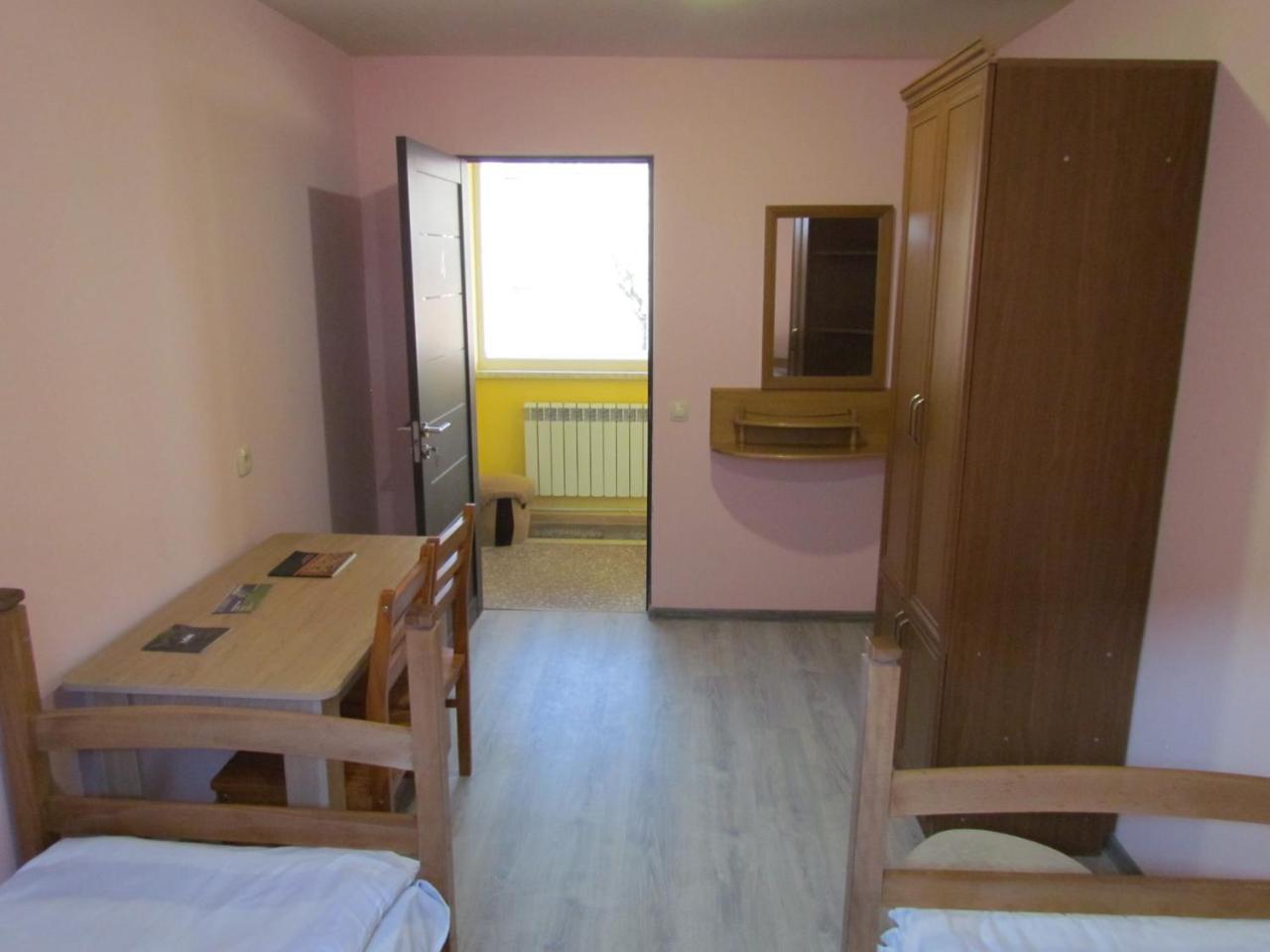 Arsego Hostel Vanadzor Eksteriør bilde
